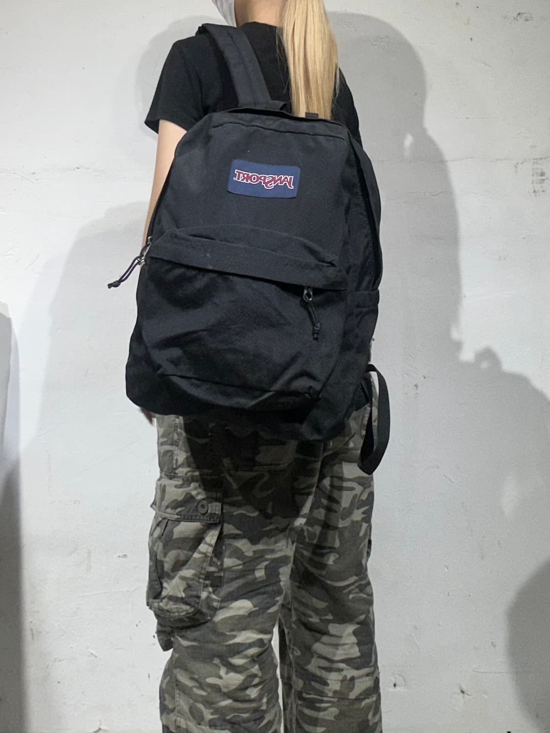 잔스포츠 블랙 백팩 가방 상품이미지1