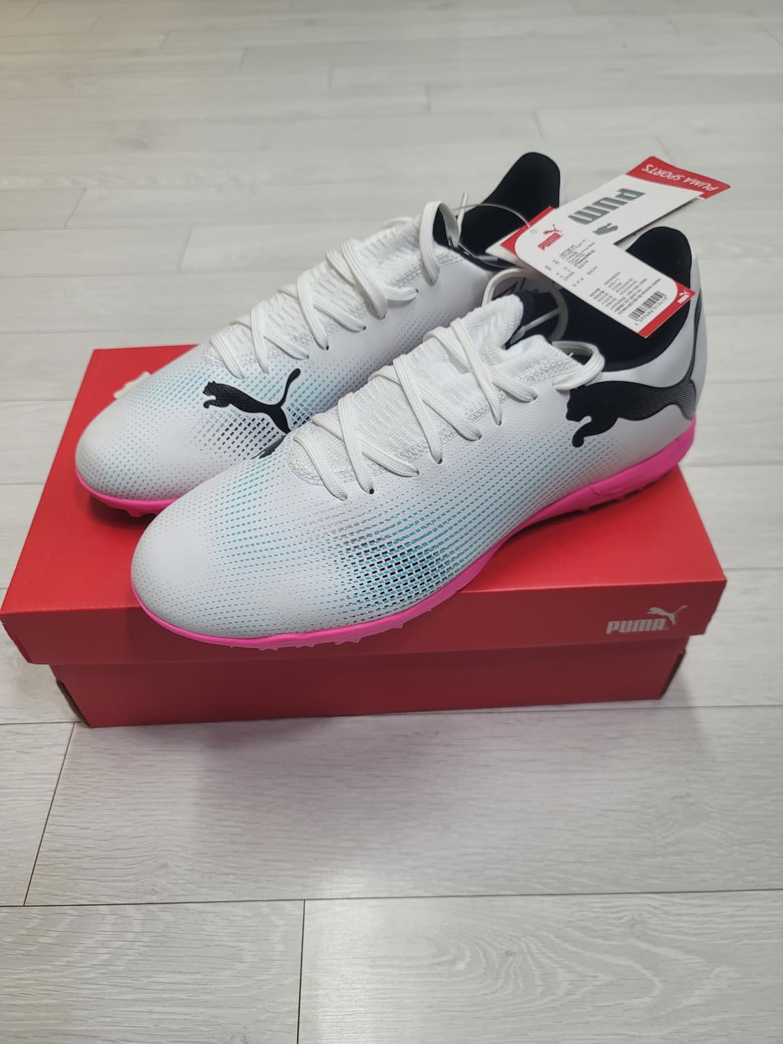 (275)푸마 풋살화 퓨처 7 플레이 TT[대전 직거래도 가능] 상품이미지4