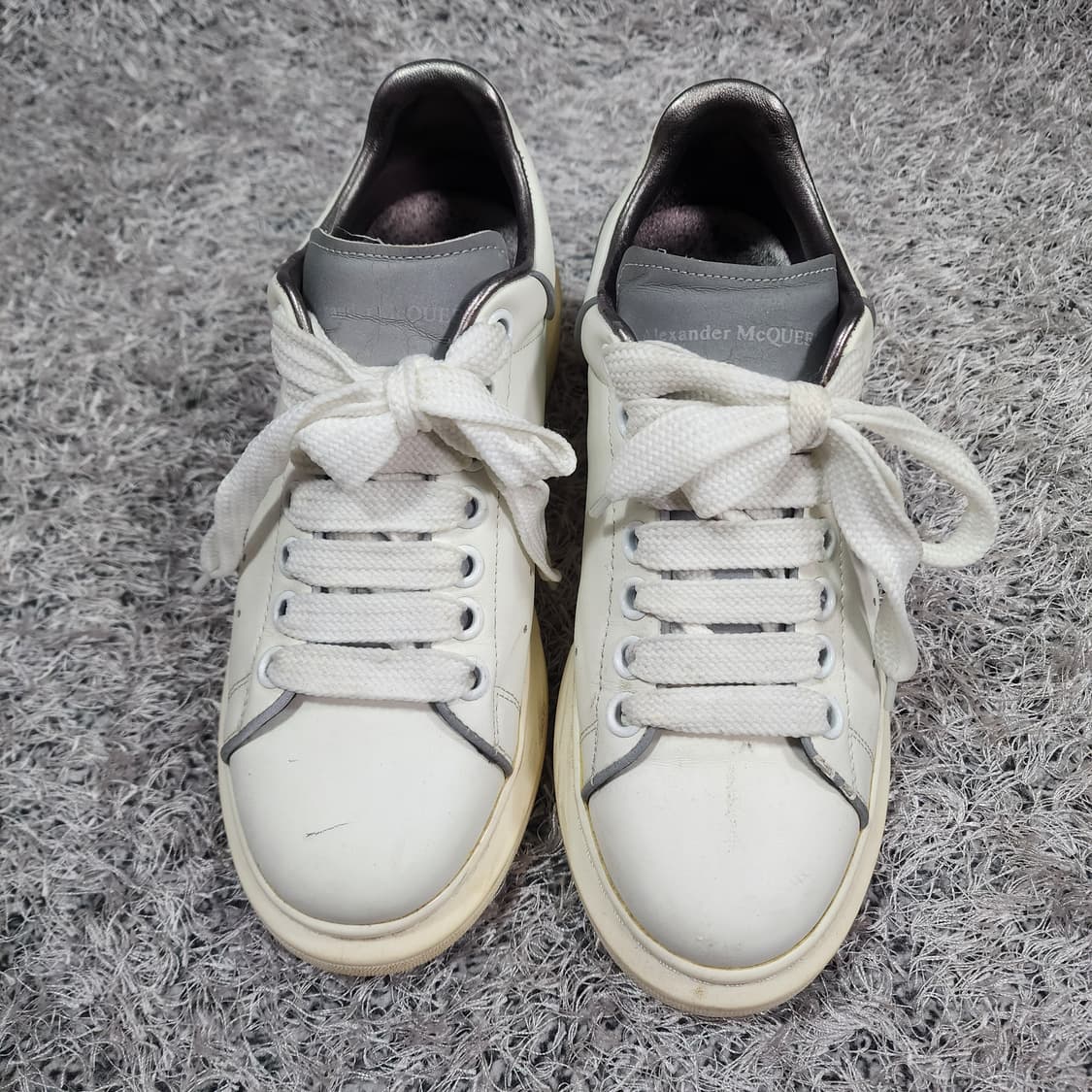 알렉산드맥퀸 스니커즈 38 상품이미지3