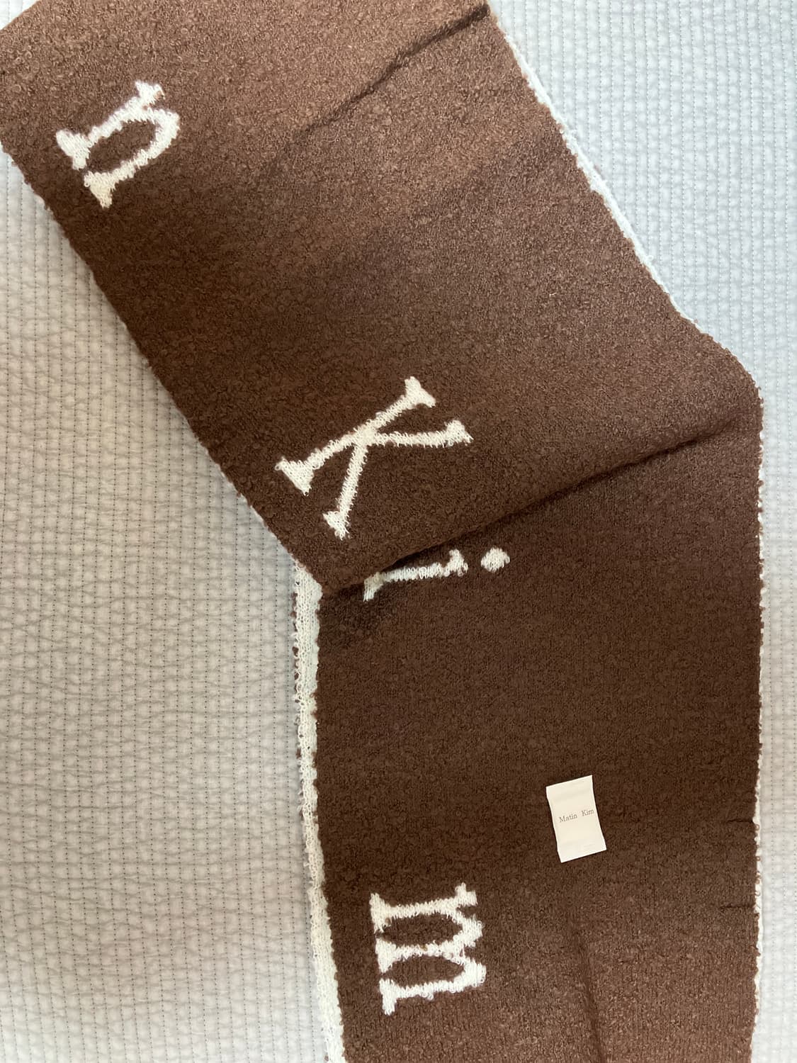 마뗑킴 부클레 머플러 브라운 상품이미지4