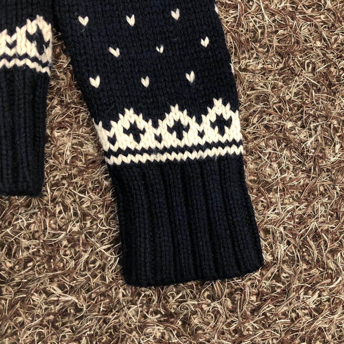 아베크롬비 노르딕 코위찬 하트 패턴 니트 상품이미지3