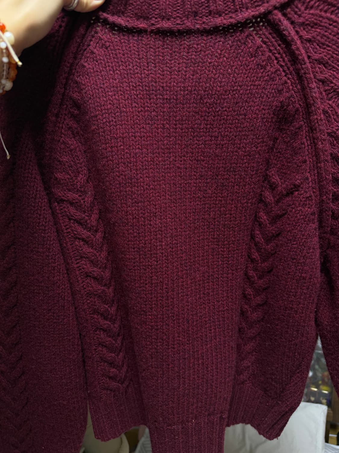 아카이브 제이투유 펄 셔틀랜드 가디건 버건디 컬러 상품이미지4