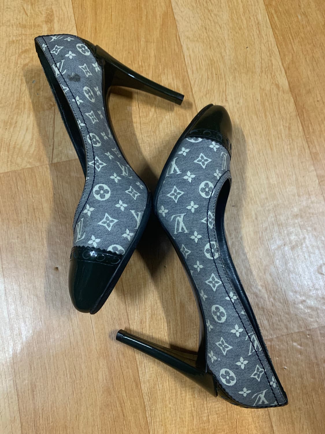 루이비통 모노그램 패턴 펌프스(36 사이즈) 상품이미지5