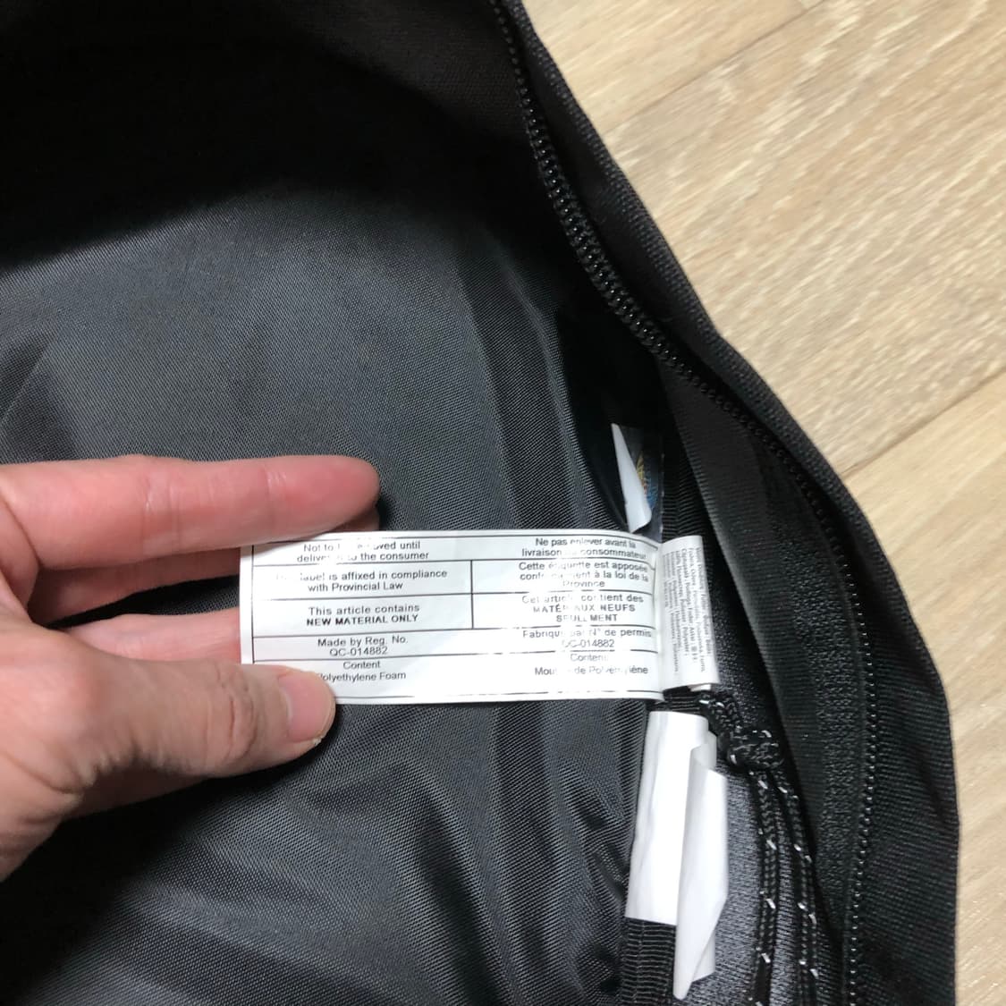 (24L) 이스트팩 EASTPAK 패디드 파커 블랙 백팩 상품이미지8