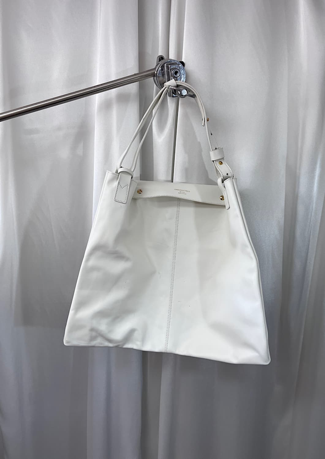 CHRISTIAN VILLA 상품이미지1