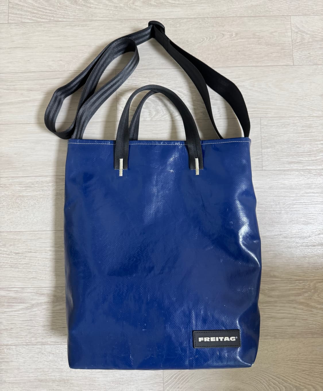 프라이탁 리랜드 토트백 상품이미지1