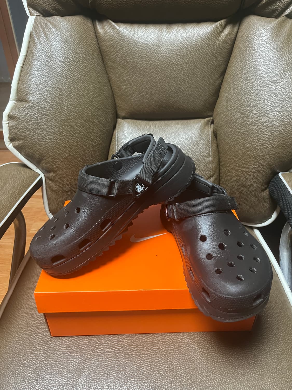 크록스 클래식 하이커 클로그(한정판매) 상품이미지1