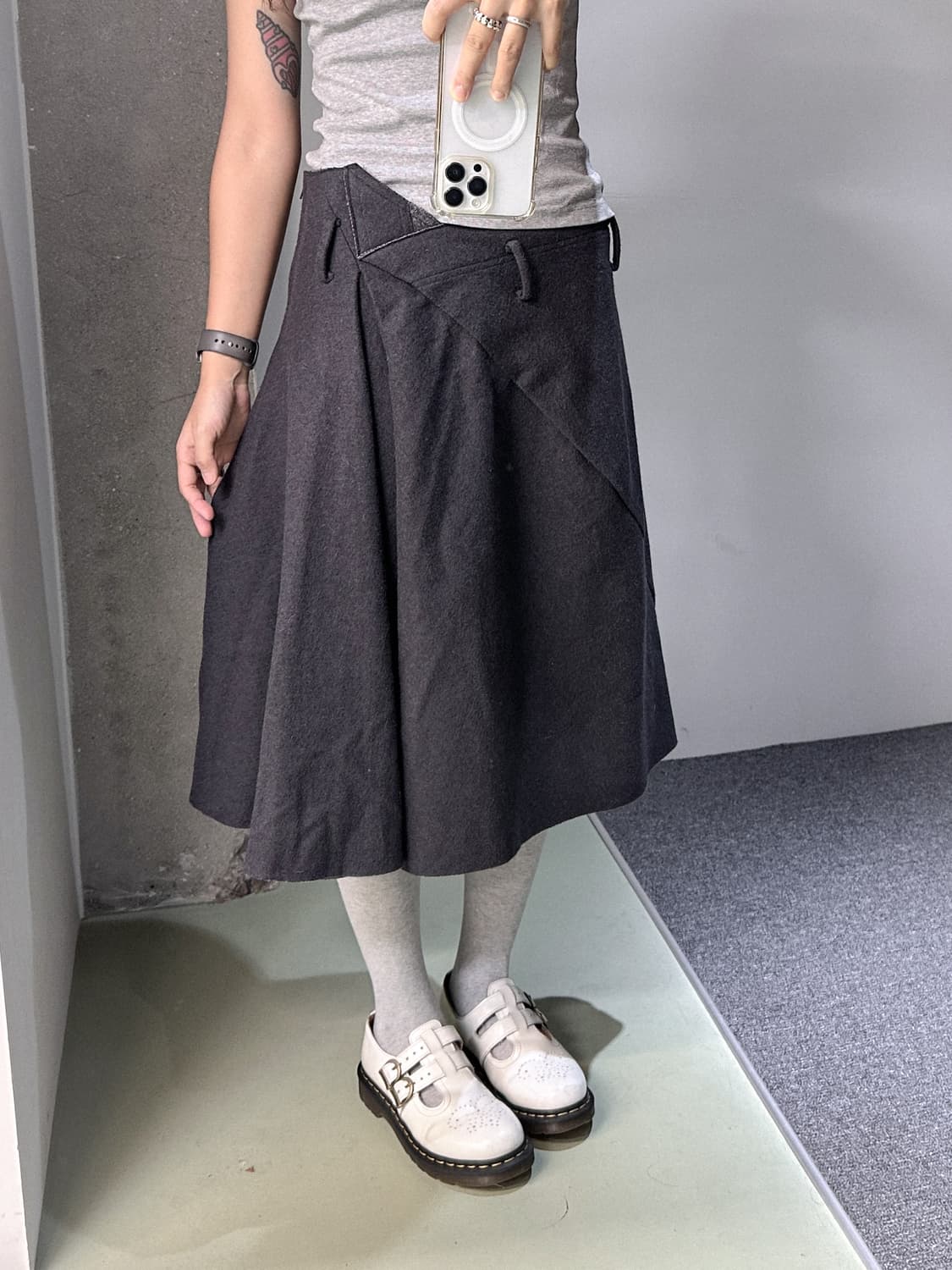 charcoal side zipper wrap skirt 상품이미지1