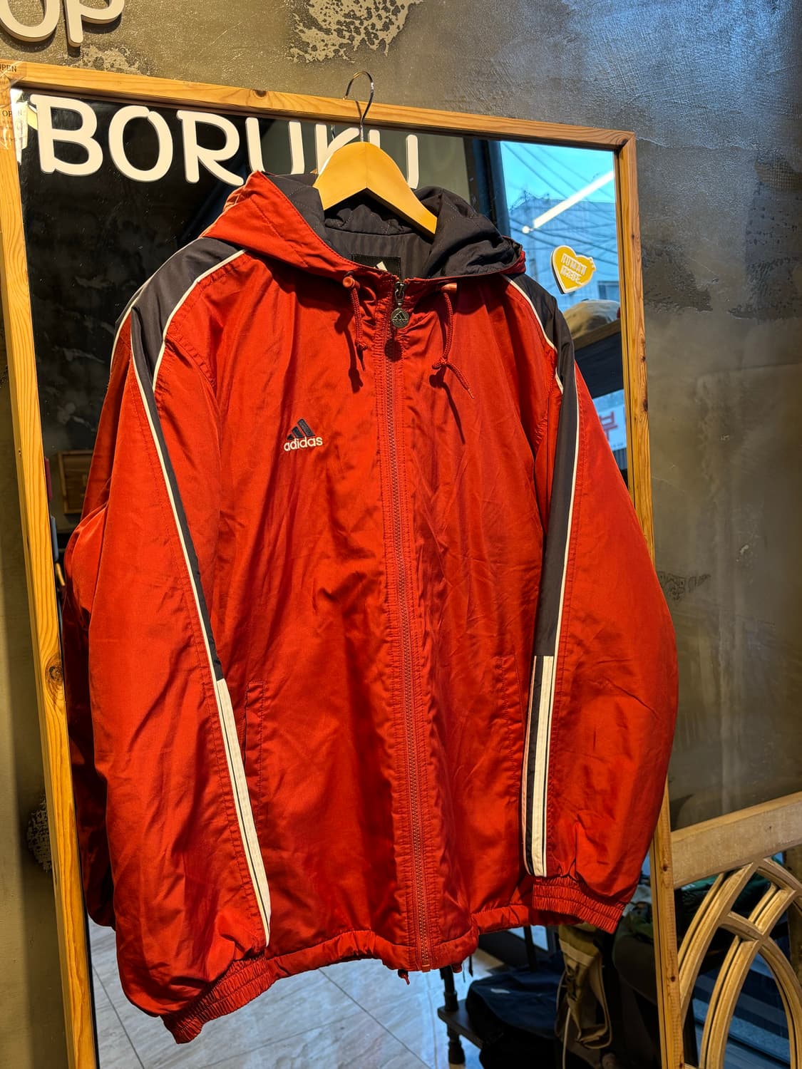 아디다스 올드스쿨 딥레드 바람막이 85 상품이미지1