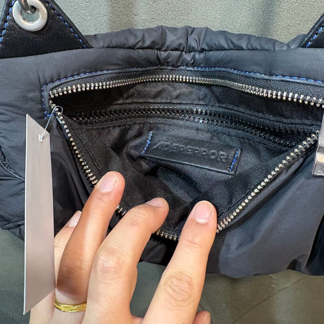 ZARA X ADER 자라 아더에러 숄더백 상품이미지5