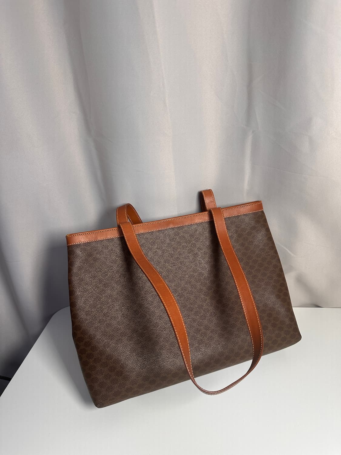 셀린느 마카담 브라운 PVC & 가죽 쇼퍼백 상품이미지10