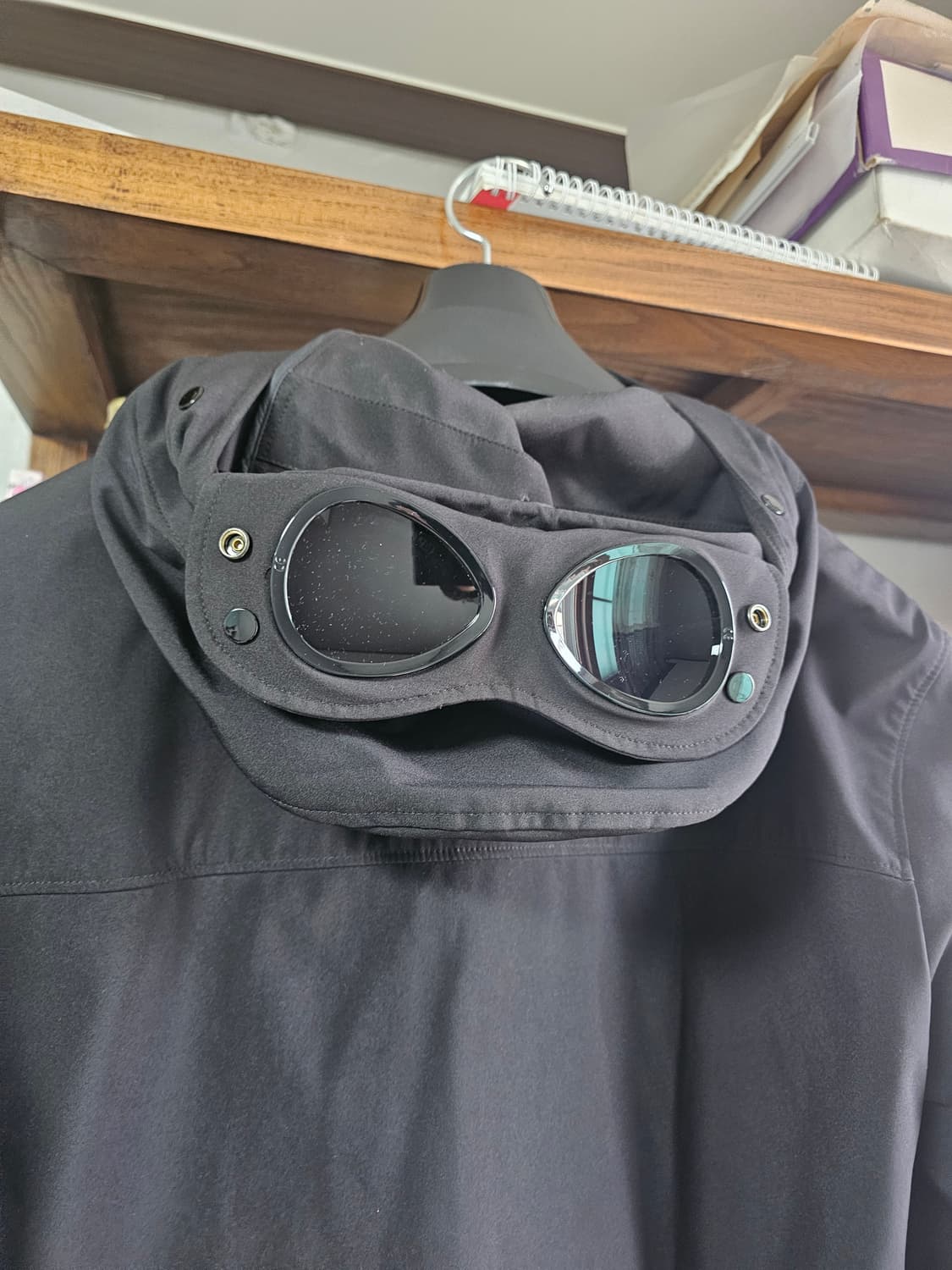 씨피 CP컴퍼니 고글 자켓 블랙 팔아요 50 100사이즈 상품이미지2