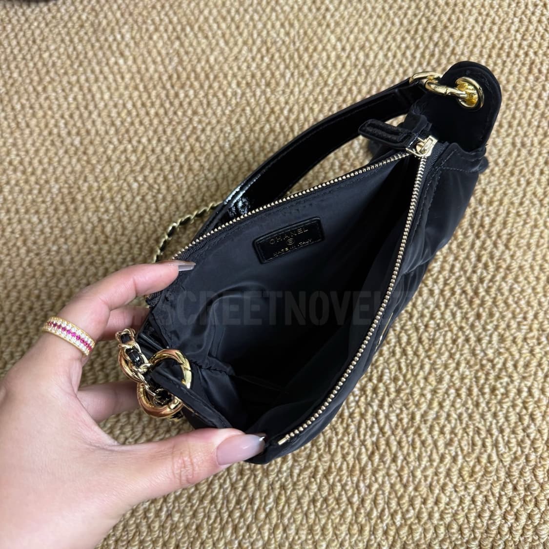  샤넬뷰티 벨벳 별참 체인 반달 호보백 크로스백 신상 상품이미지5