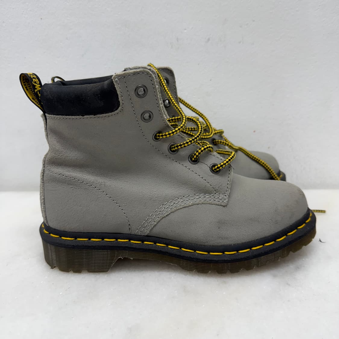 (UK5 240)닥터마틴 워커부츠.939 그레이 6홀 상품이미지1