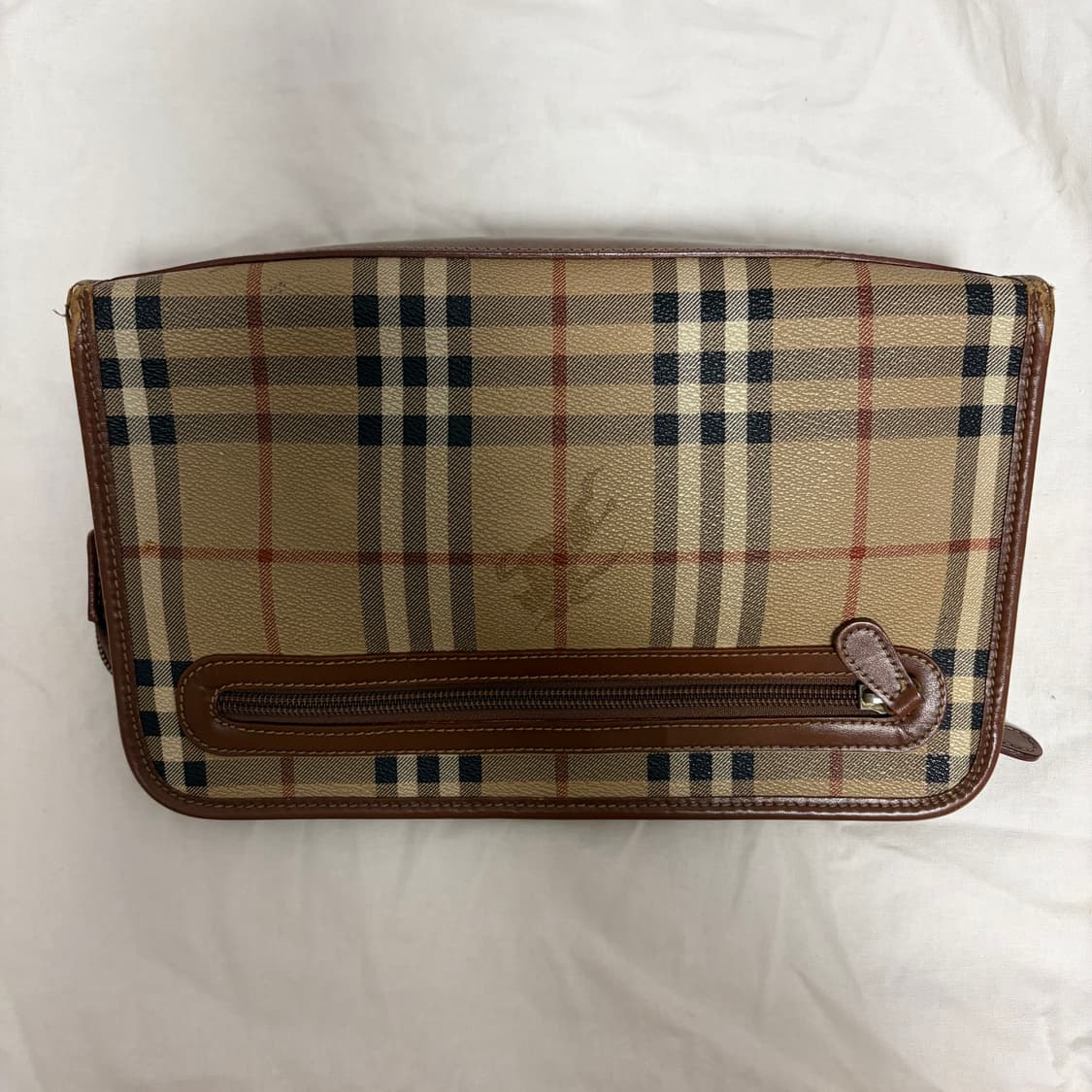 버버리 클래식 클러치백 상품이미지2