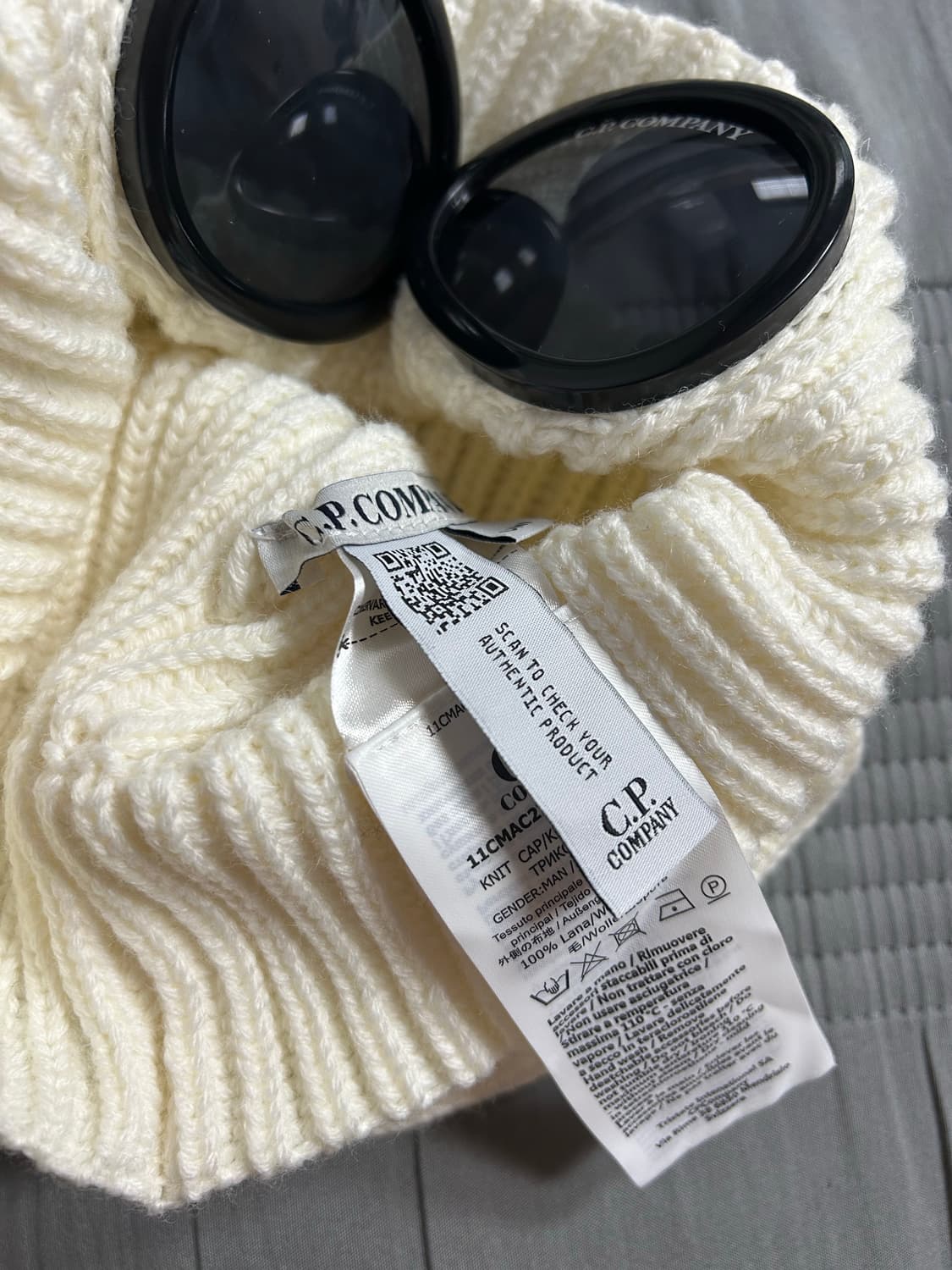 cp컴퍼니 고글 비니 상품이미지2