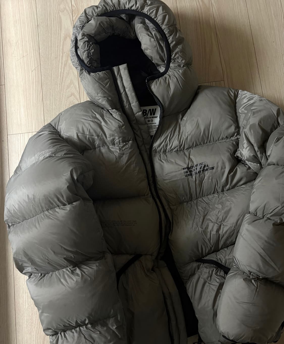 브루클린웍스 다운타운 덕다운 패딩 그레이 M 상품이미지3
