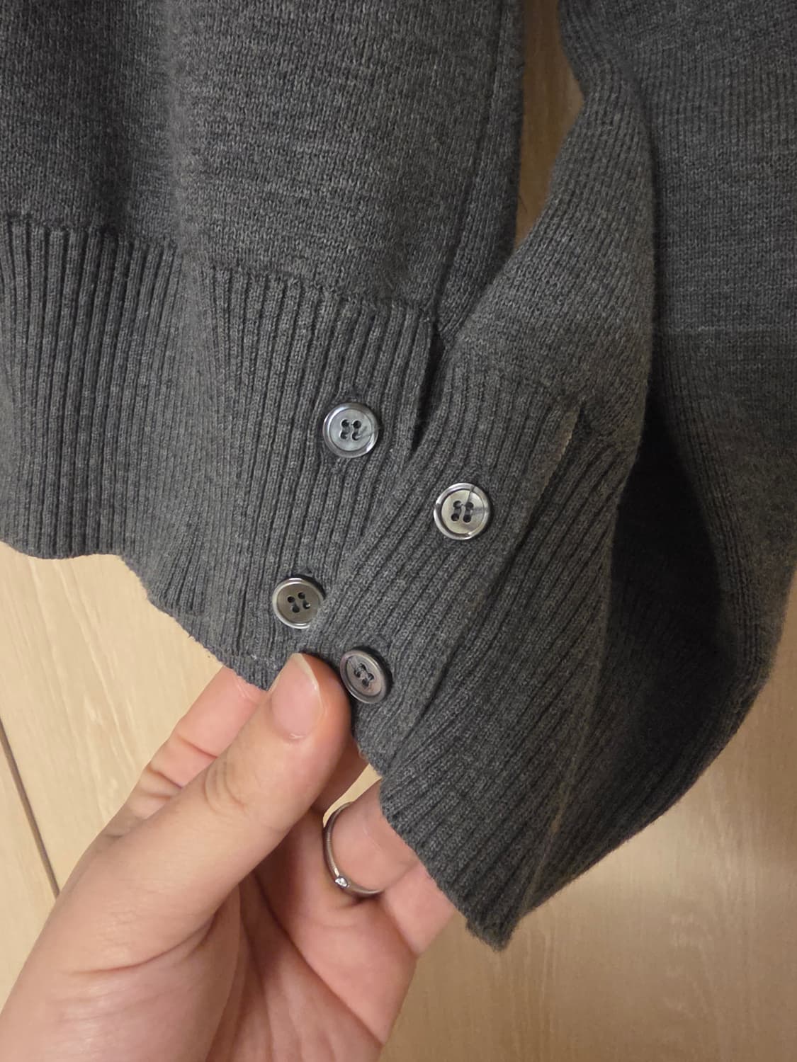 [새상품급] 톰브라운 밀라노스티치 니트 3사이즈 상품이미지3