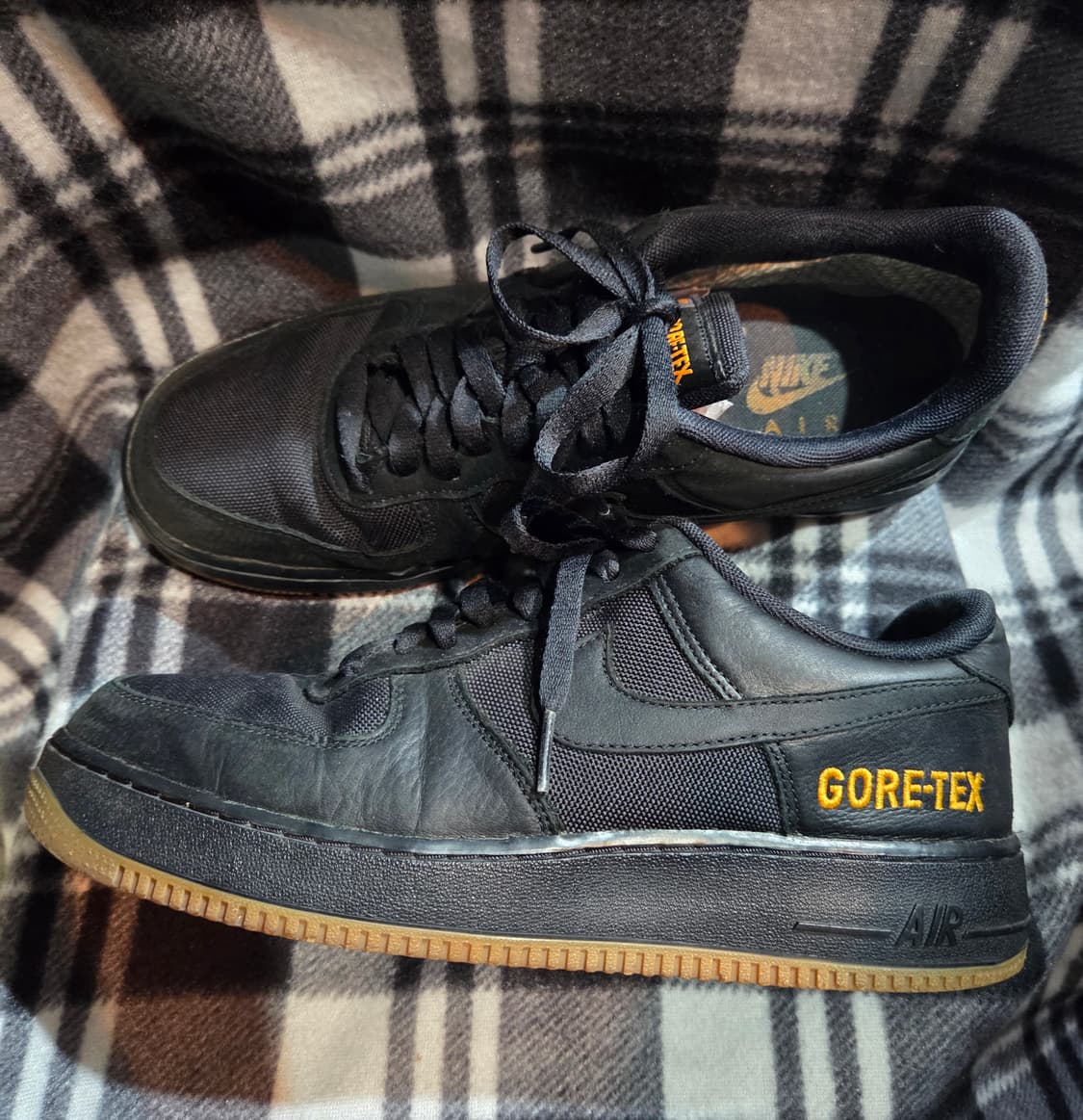 나이키 에어포스1 고어텍스 블랙 상품이미지2
