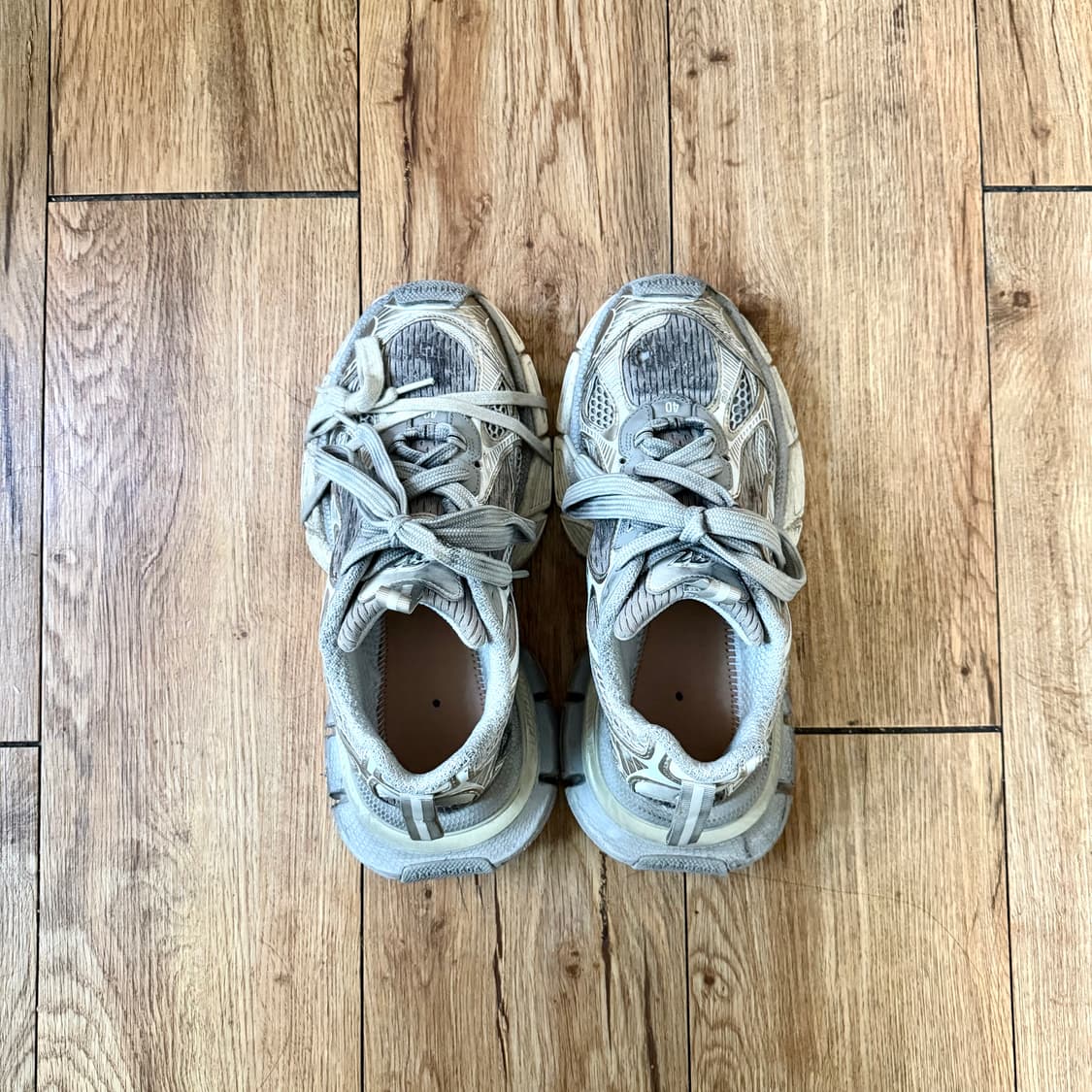 발렌시아가 3XL 에그쉘 상품이미지2