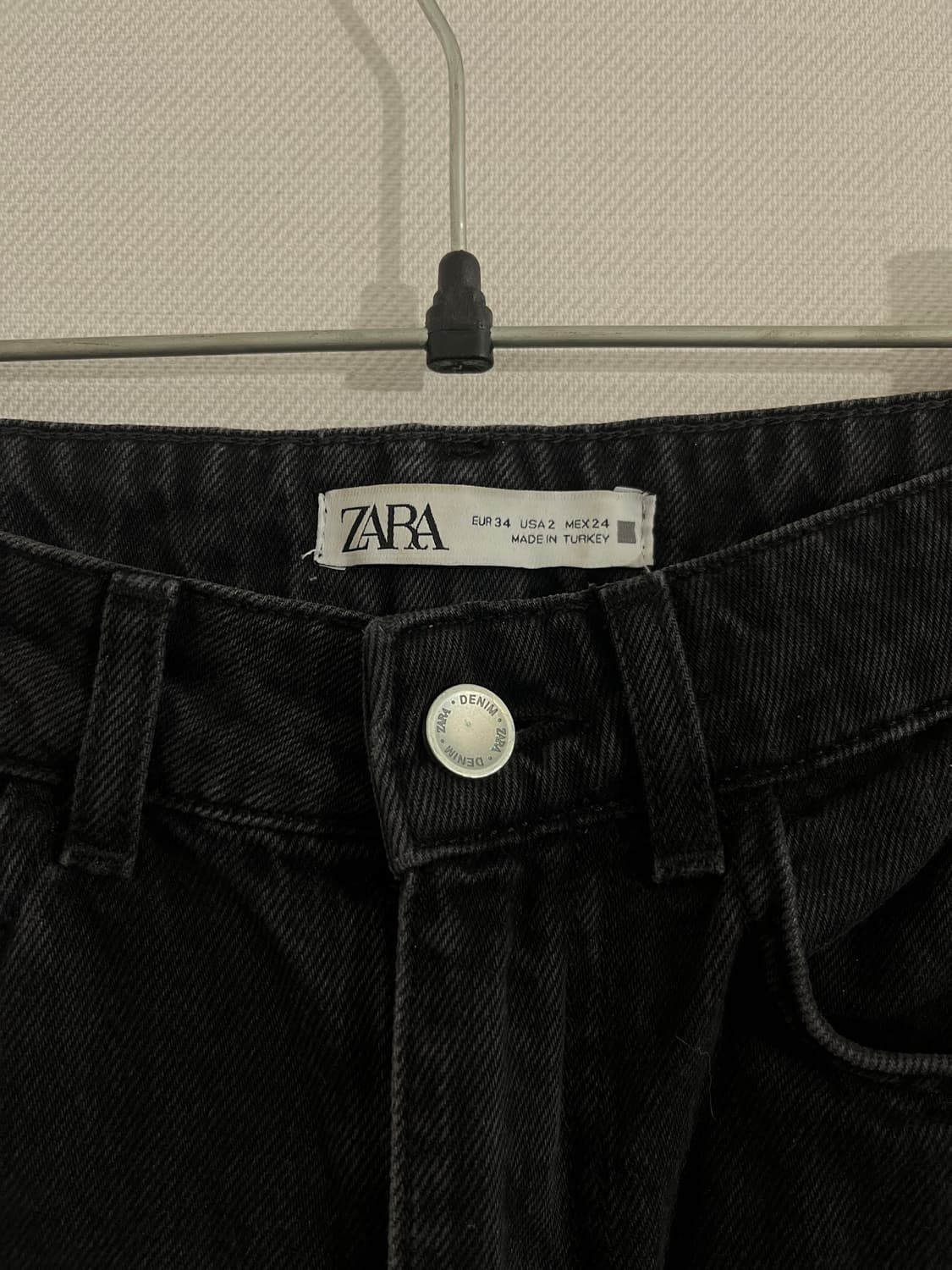 자라 블랙 데님팬츠 상품이미지3