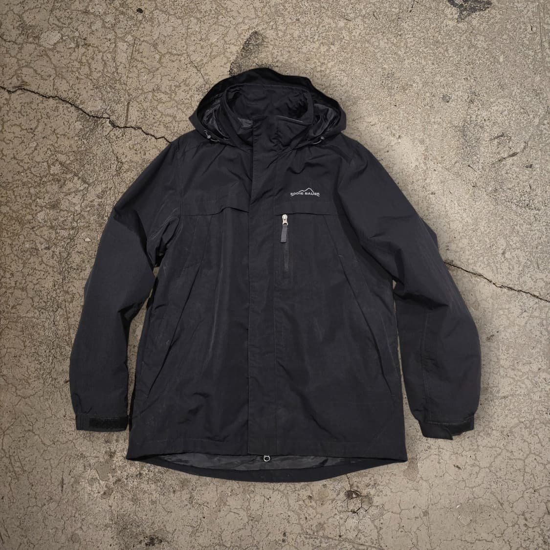 Eddie Bauer 후디 블랙 쉘 자켓 상품이미지1