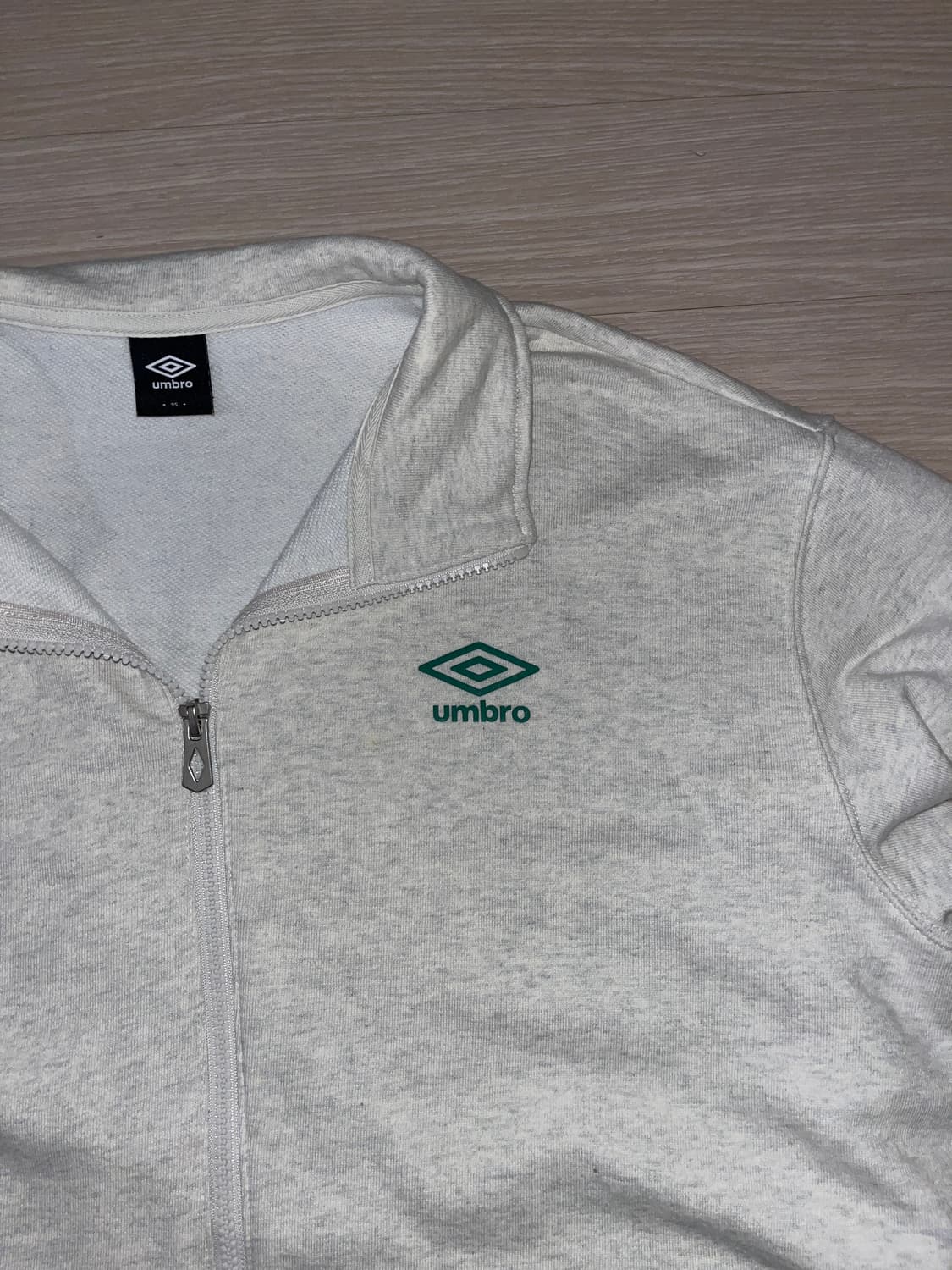 엄브로 져지 화이트 상품이미지2