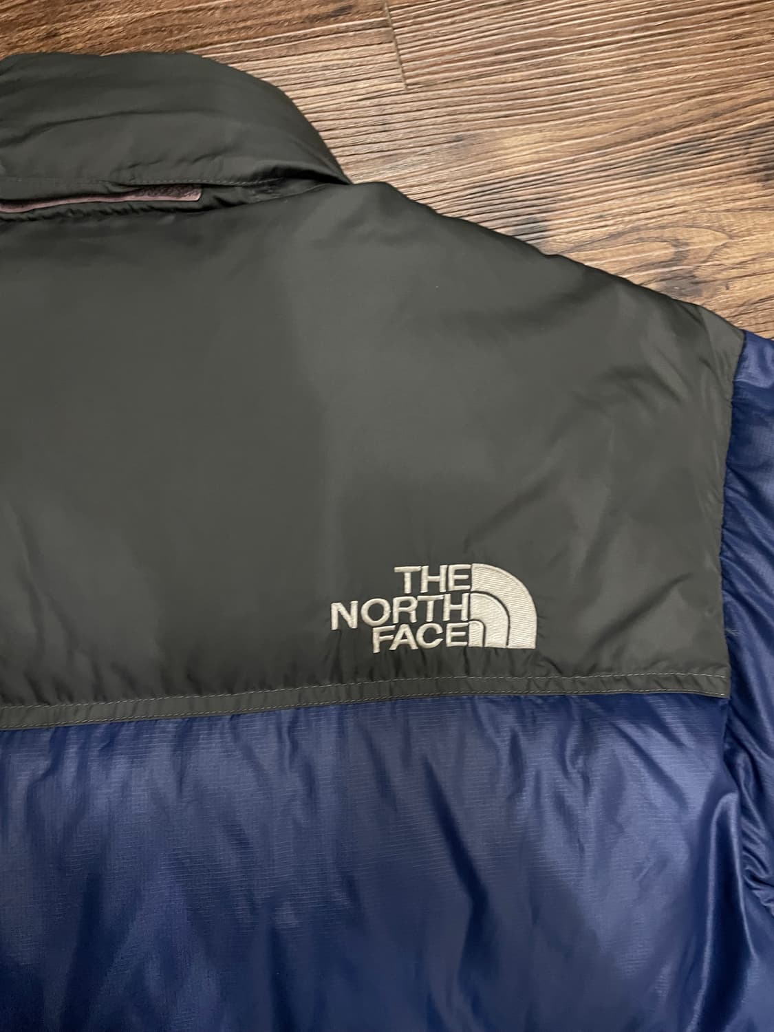 노스페이스 700 눕시 구스다운 푸퍼 패딩 네이비 상품이미지10