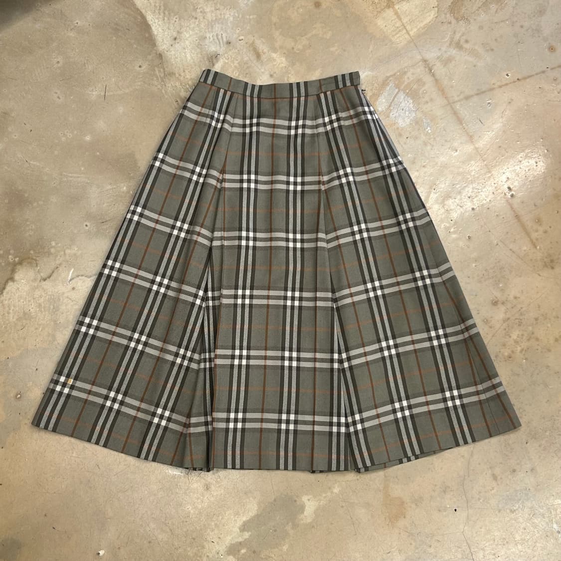 버버리 롱치마 상품이미지2