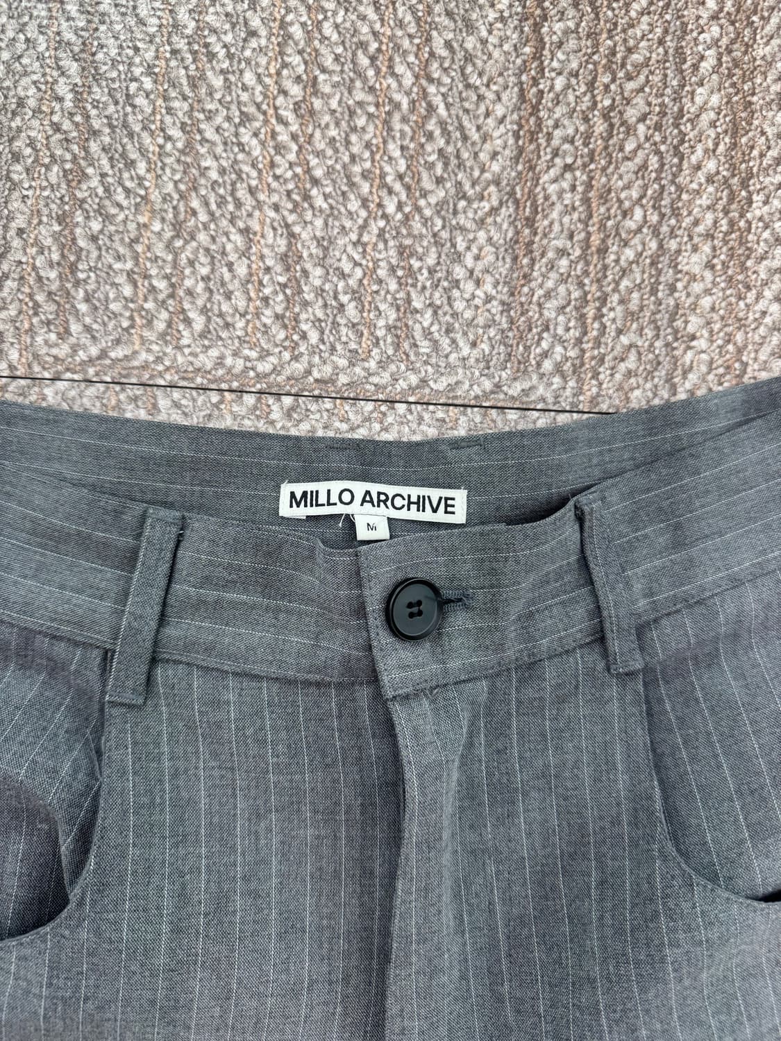 밀로 아카이브 Reflect Stripe Pants Charcoal 상품이미지2