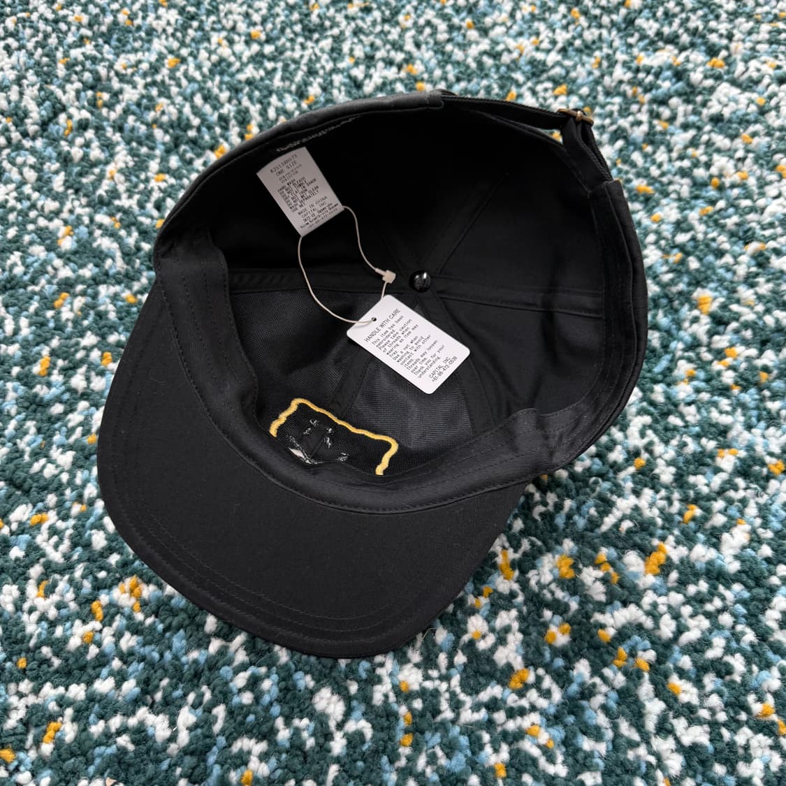 캐피탈 스마일 로고 캡 블랙 상품이미지4