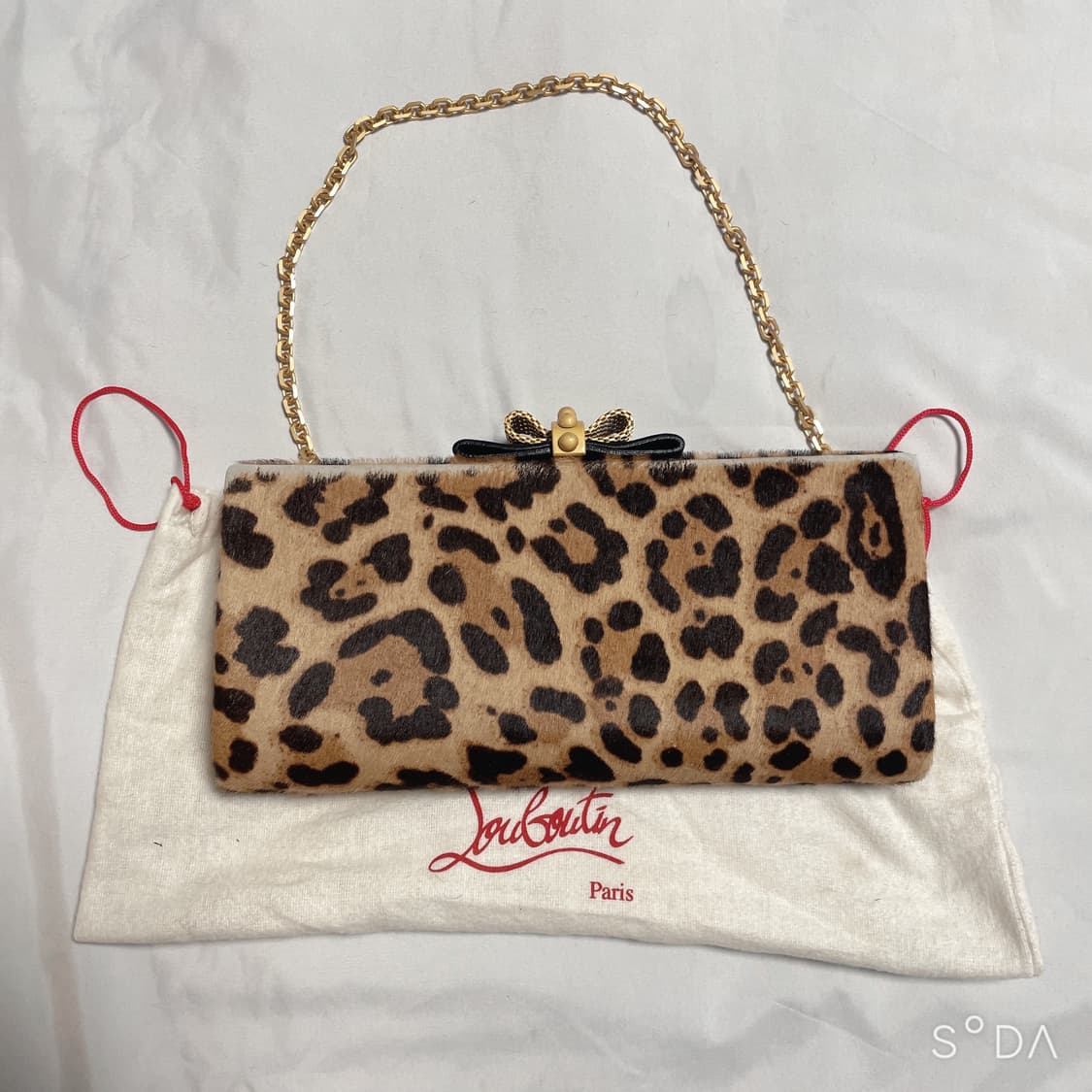 크리스찬 루부탱 레오파드 체인 클러치 백 상품이미지1