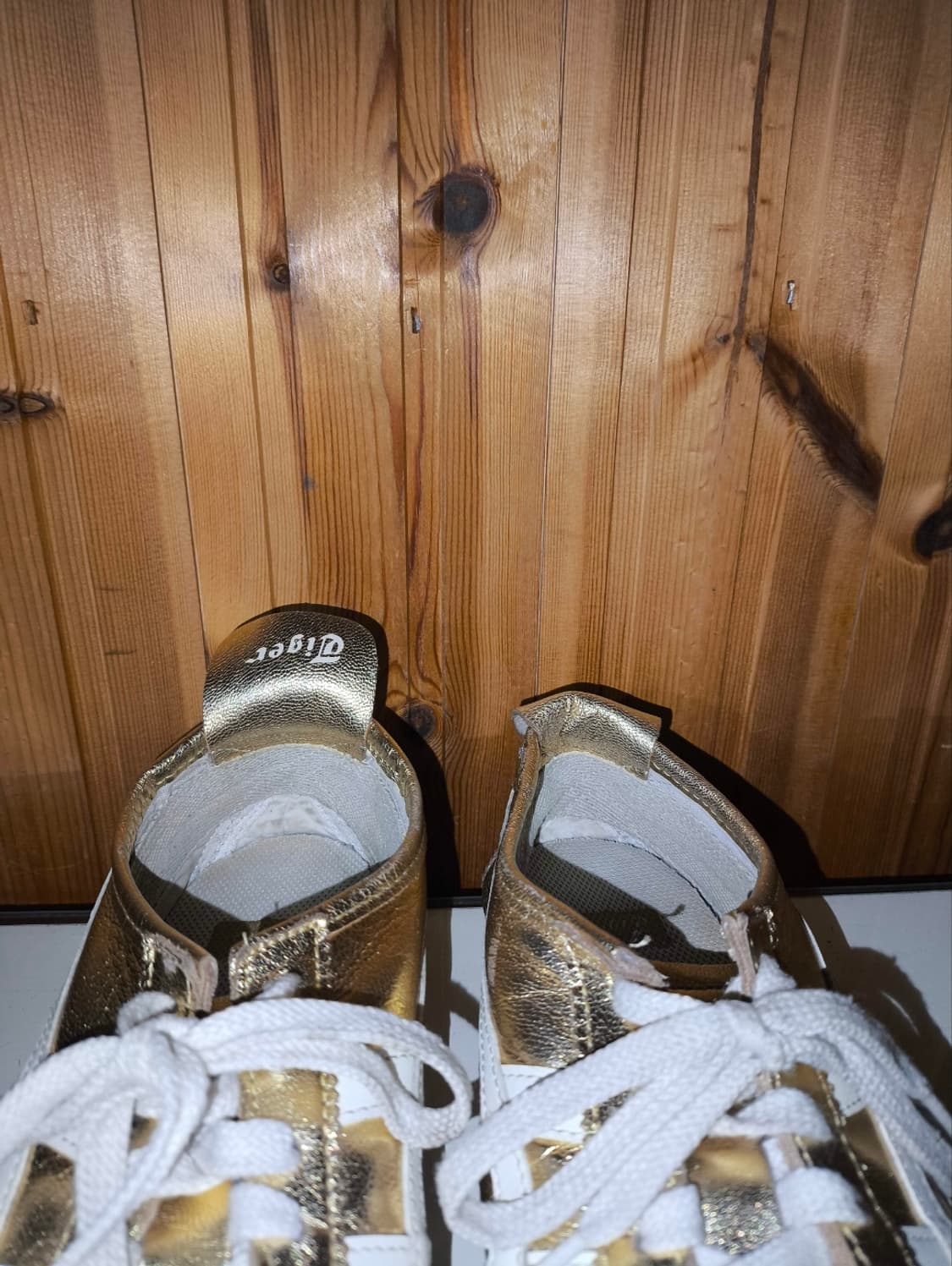 255mm 오니츠카타이거 멕시코66 골드 스니커즈 상품이미지5