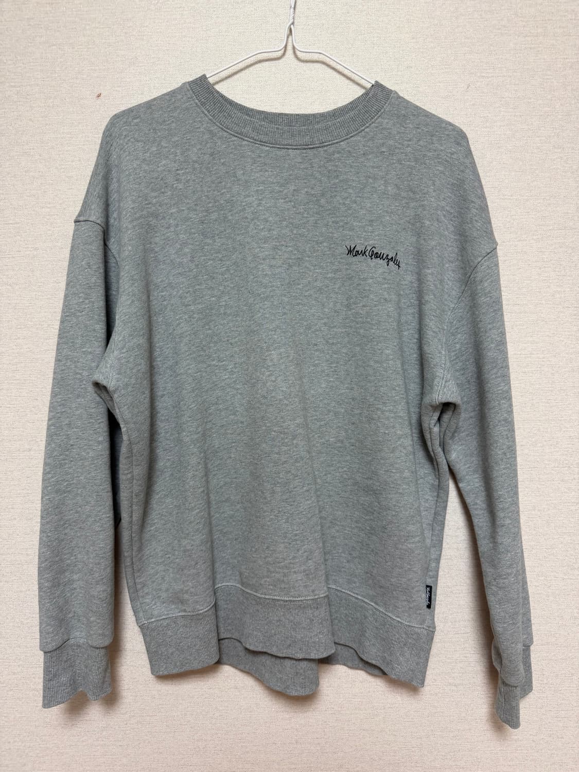 마크곤잘레스 맨투맨 판매합니다!! 상품이미지1