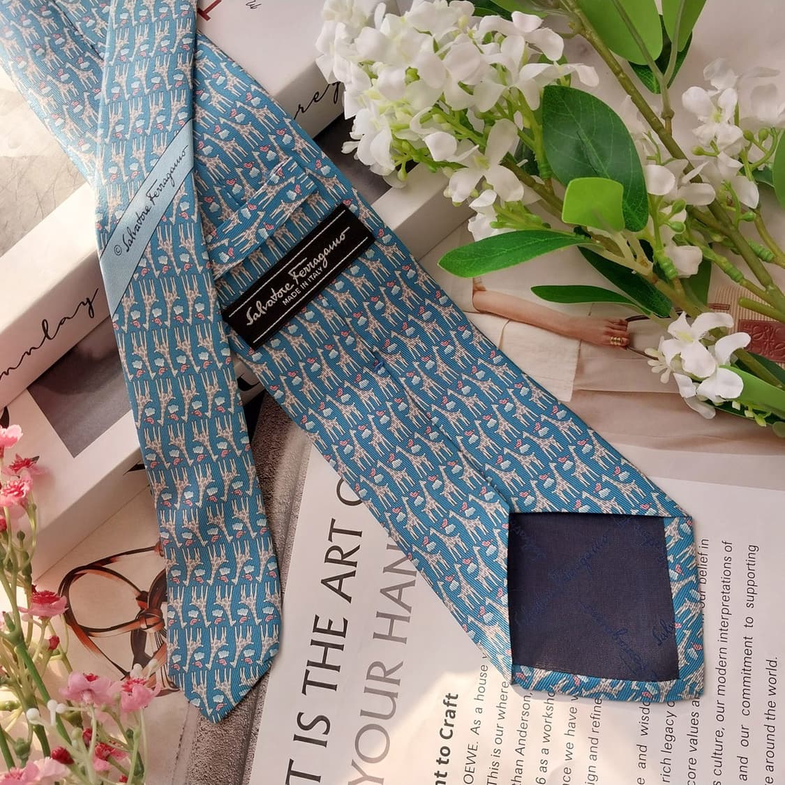 페라가모 실크 하늘색 애니멀 모티프 넥타이 8cm A+등급 K1569
 상품이미지6