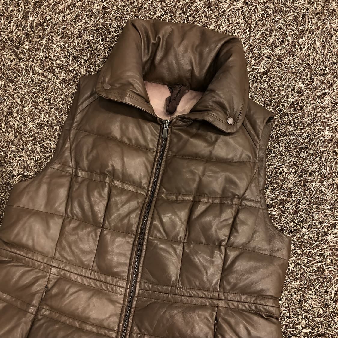 크로커다일 양가죽 다운 레더 가죽 패딩 조끼 베스트 상품이미지2