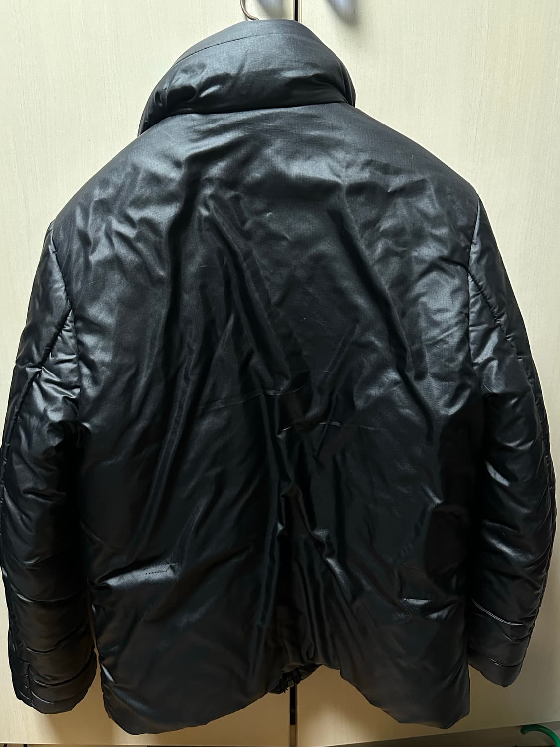 fendi 펜디진스 글로시패딩 상품이미지3