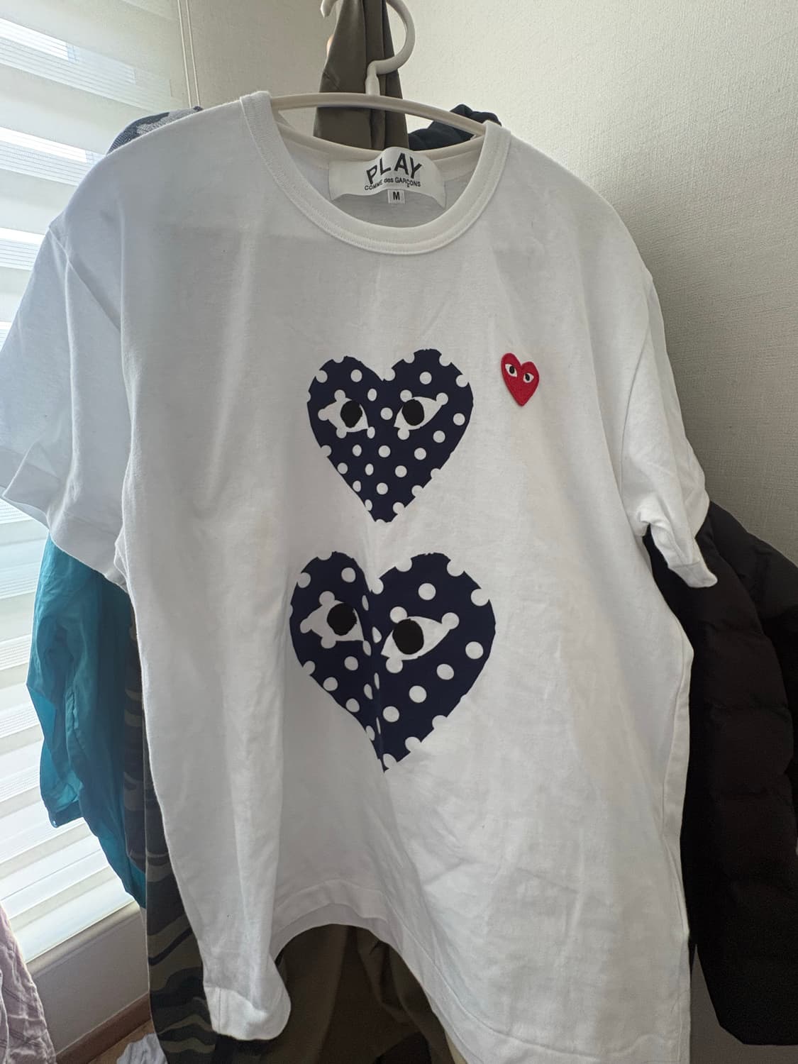 (Unisex) Polka Dot Heart Print T-shirt 상품이미지2