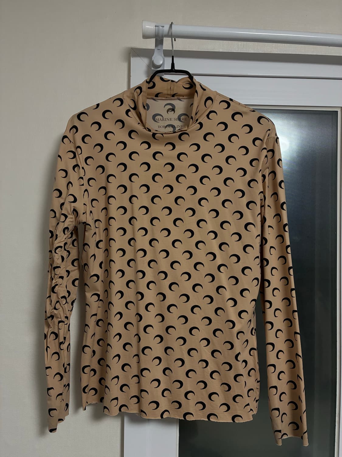 마린세르 크레센트 문 탑 L 상품이미지1