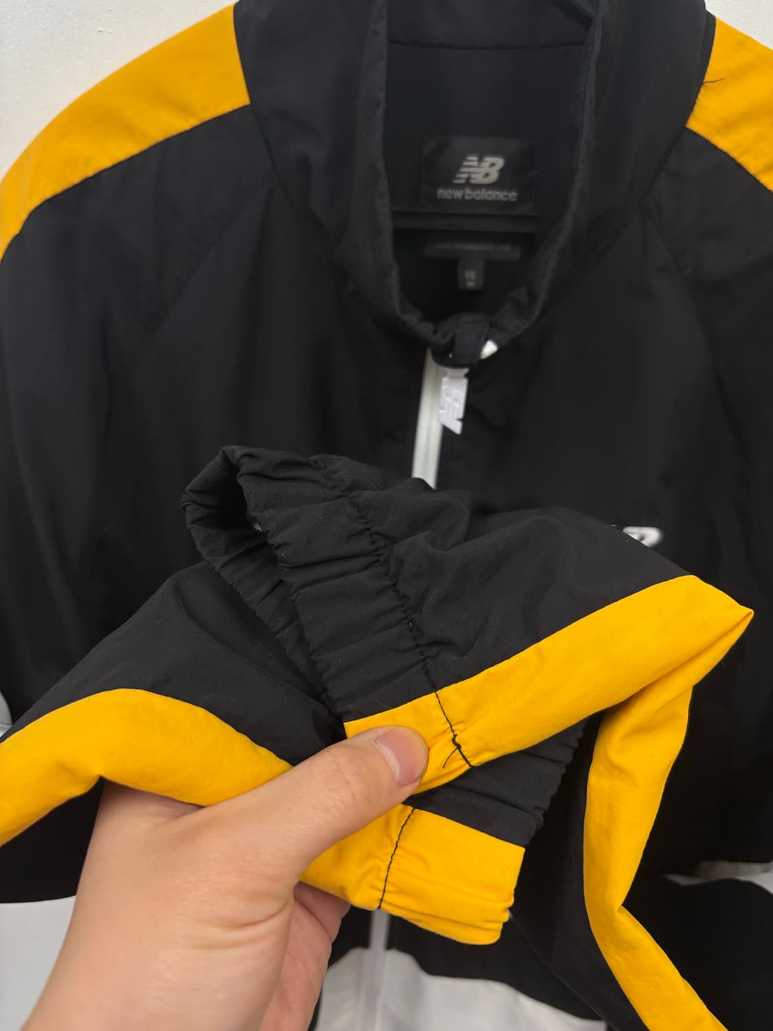 뉴발란스 바람막이  상품이미지4
