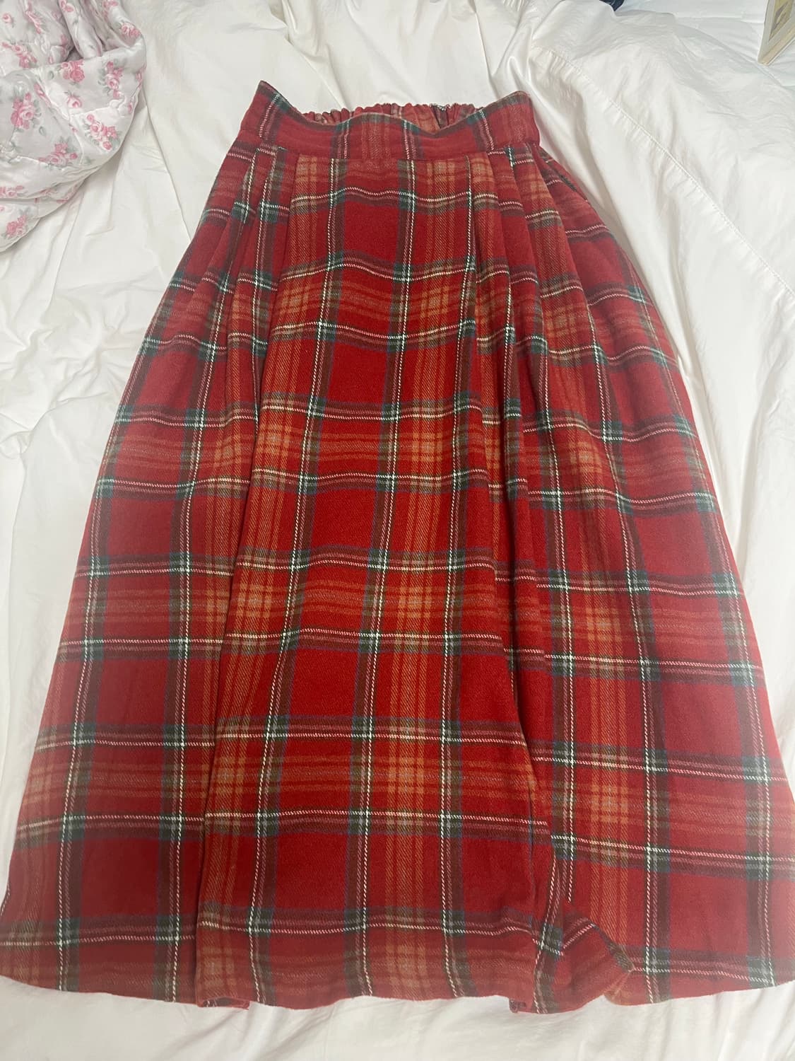 플리츠 울 체크롱스커트  상품이미지1