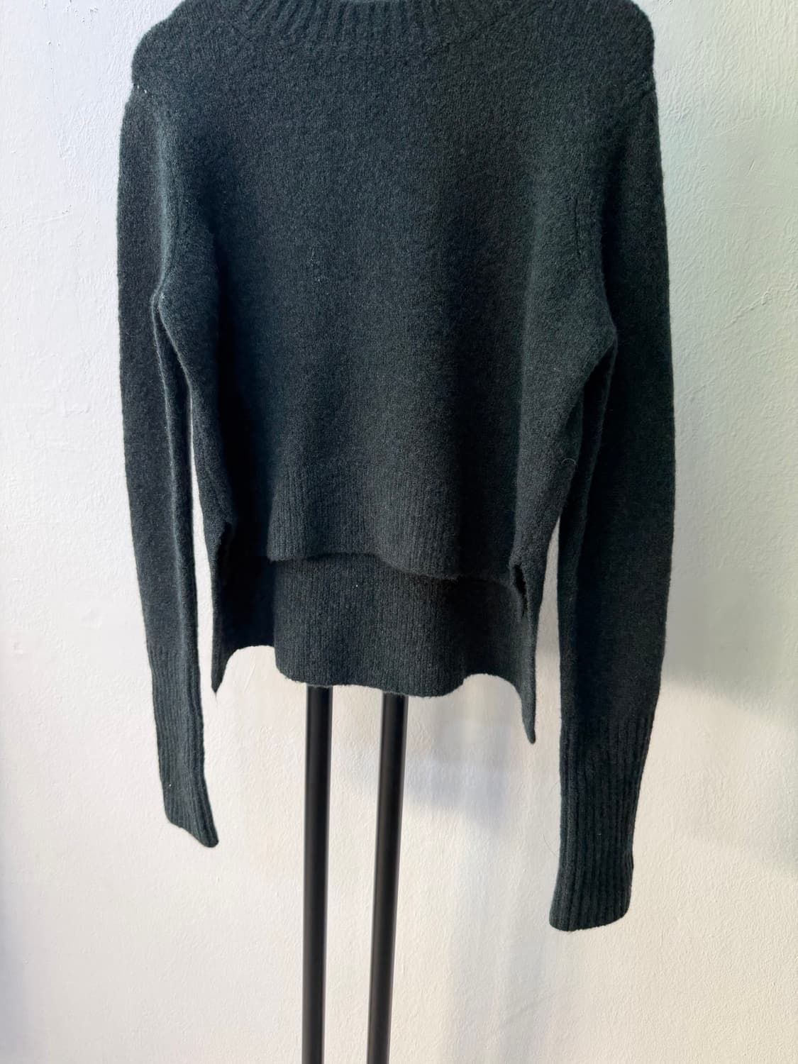 정품) 올세인츠 22ss 여성 다크 그린 니트 스웨터 S 상품이미지3