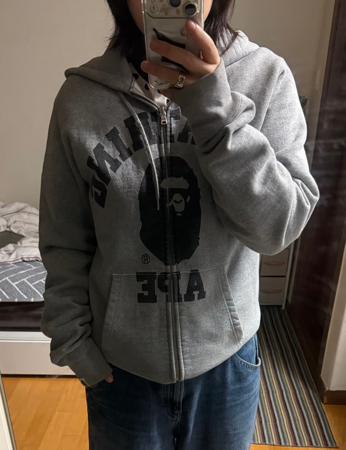 베이프 컬리지 빅로고 후드집업 상품이미지1