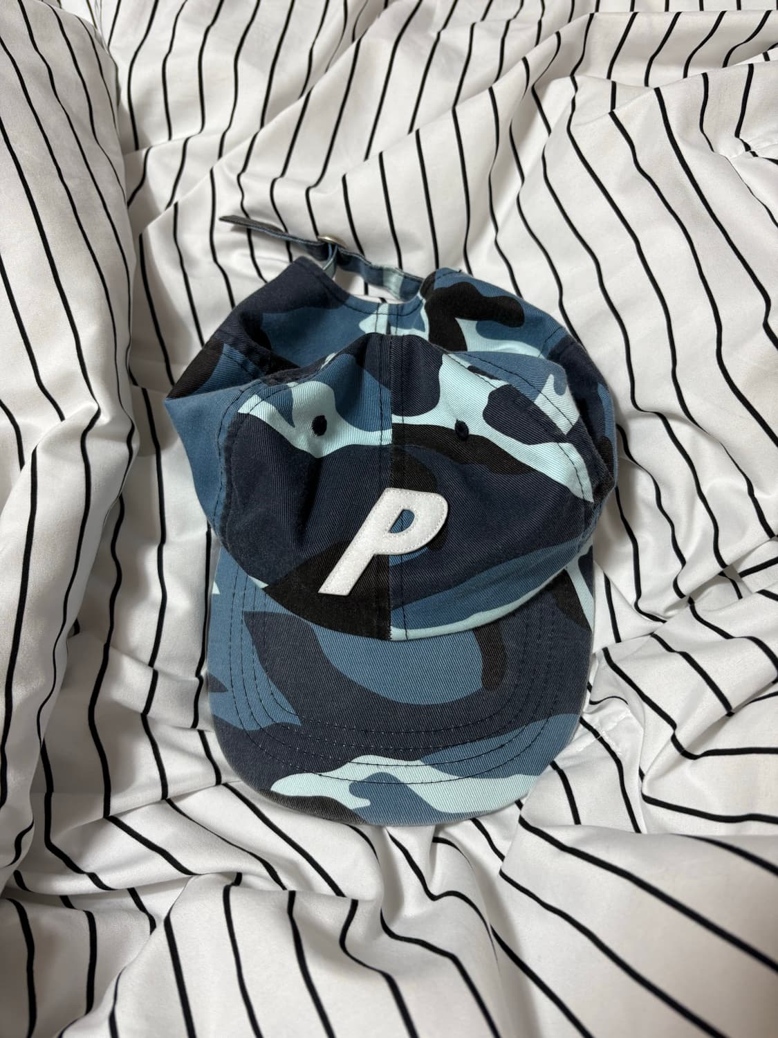 팔라스 P 6-패널 워시드 네이비 카모 볼캡 상품이미지1