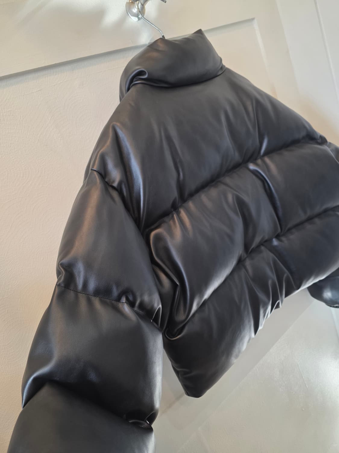 블랙업 레더 숏패딩 블랙 상품이미지6