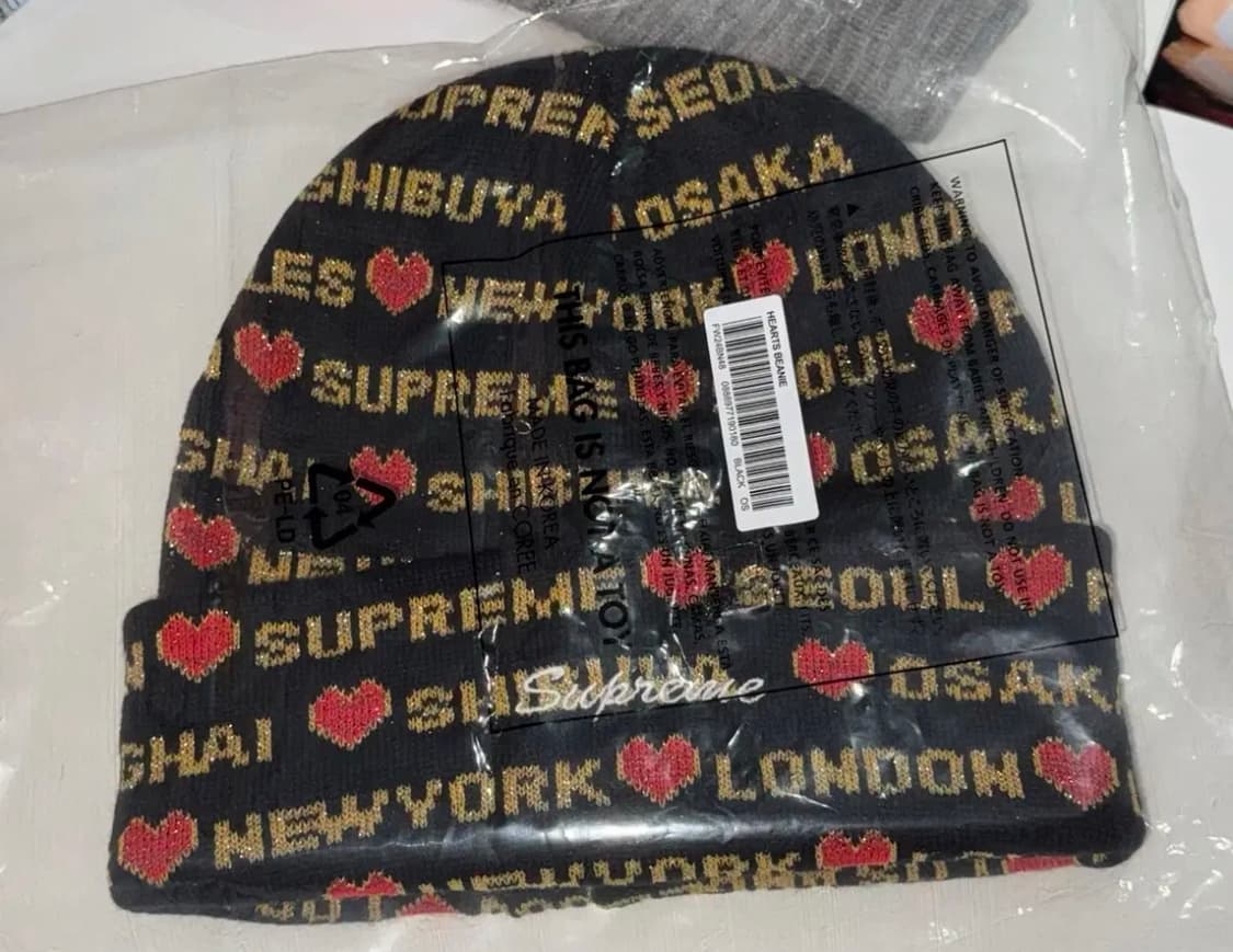 슈프림 하츠 비니 상품이미지1