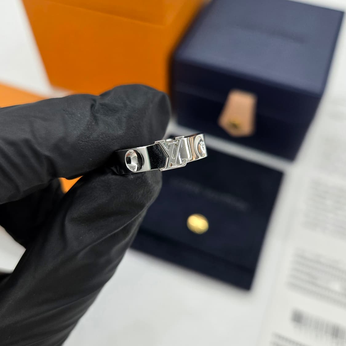 루이비통 앙프렝뜨 반지 54호 화이트골드 상품이미지3