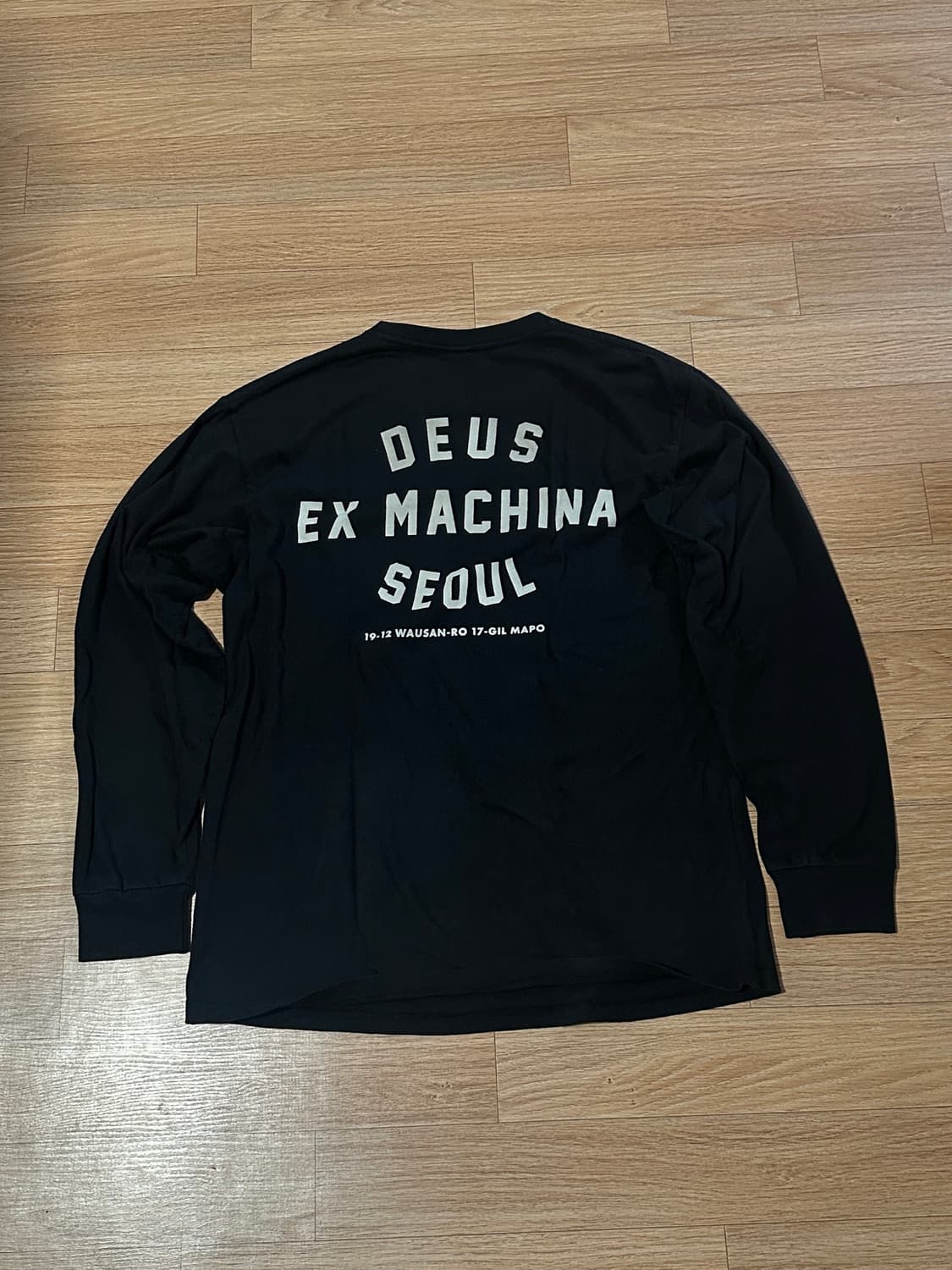 [M] 데우스 롱슬리브 블랙 상품이미지2