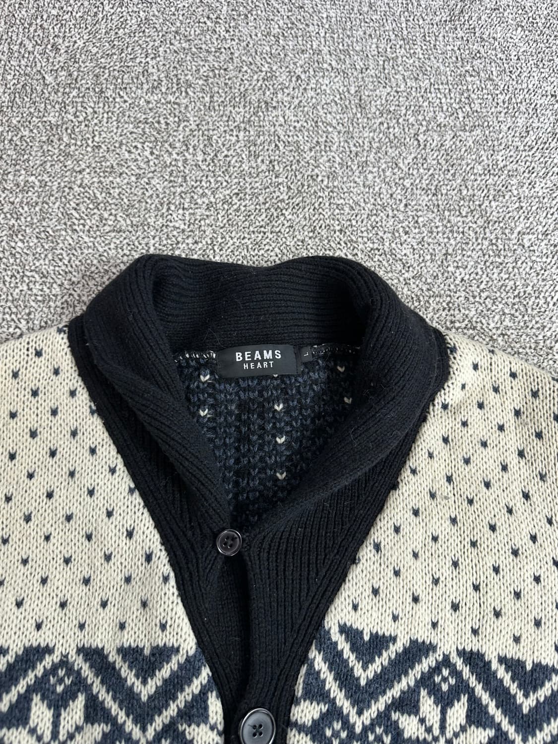 빔즈 하트 노르딕 숄칼라 가디건 상품이미지2