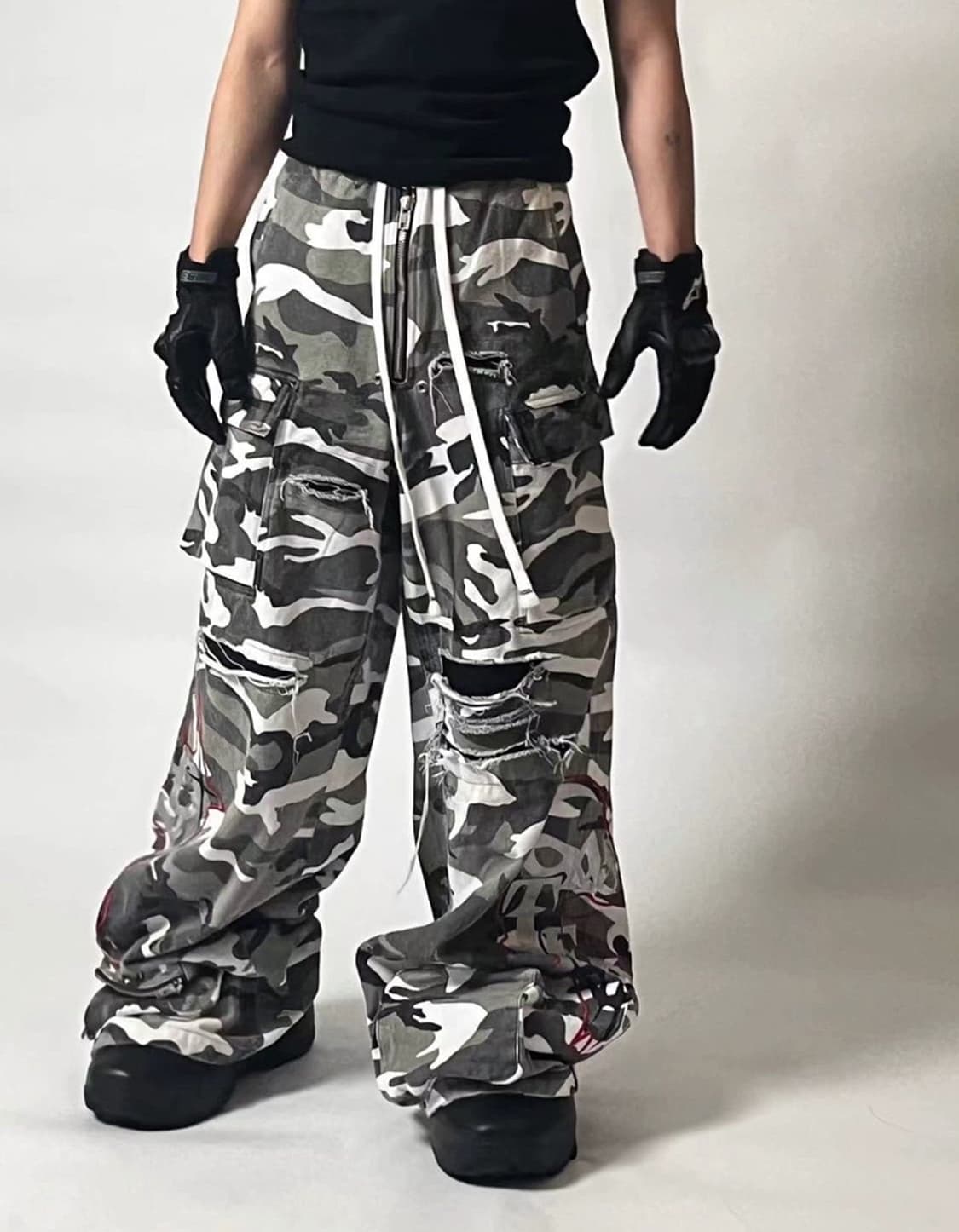 제목 rye chasin 화이트 카모 디스트레드 카고 팬츠 상품이미지4